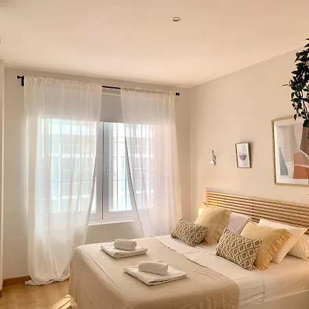 Homely Plaza Del Teatro Apartmán *
