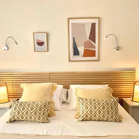 Homely Plaza Del Teatro Lejlighed *